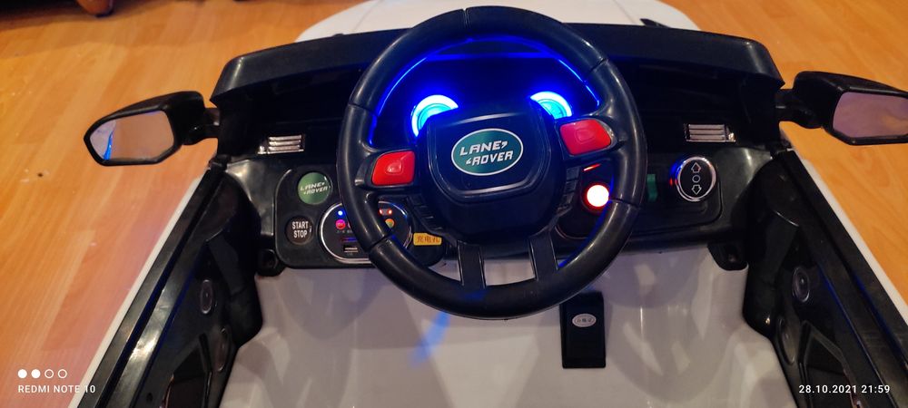 Детская машинка LandRover