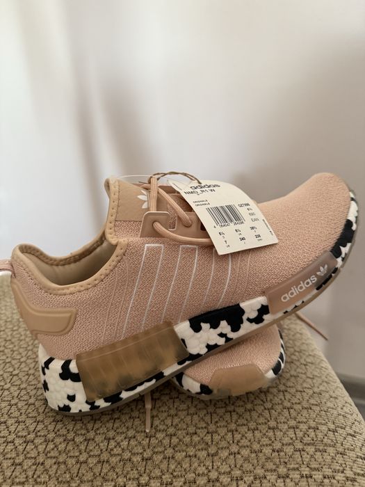 Adidas NMD R1 noi cu eticheta marimea 38 2/3!