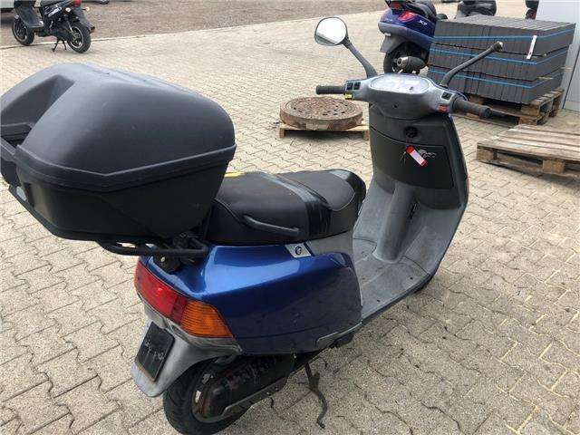 Piaggio sfera пиаджо сфера скутер мотопед НА ЧАСТИ