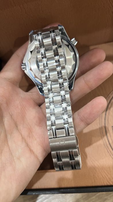 часы Omega механические