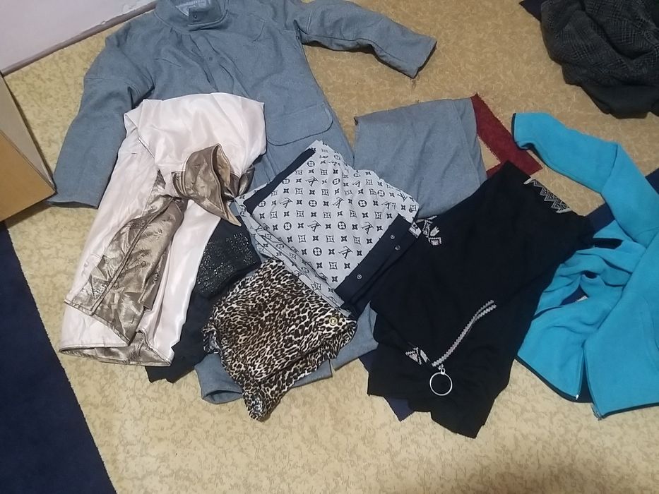 Kiyimlar kimga kerak bulsa kuzlik 48. 50 razmer