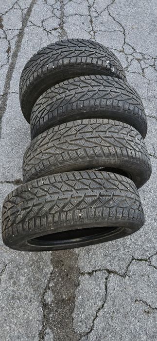 225/60/17 зимни гуми