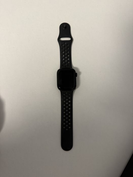 Apple watch 7 nike version gps