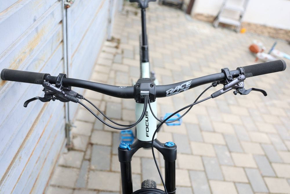Bicicleta full-suspension trail/enduro Focus Jam 6.9