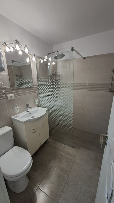 Inchiriez garsoniera 4min metrou Obor