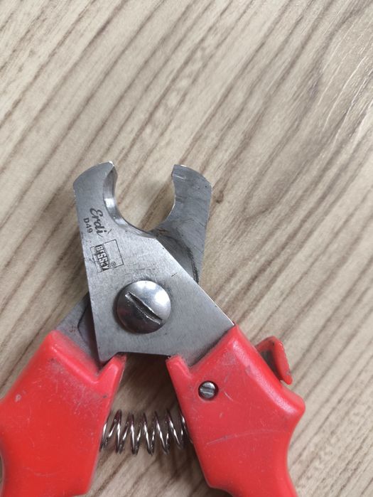 Инструменти за електротехници