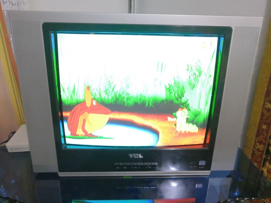 Продаю телевизор.