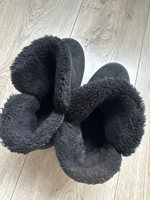 Продам женские уги