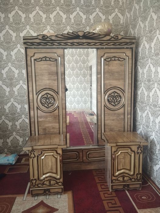 Mebel sotiladi kelishiladi