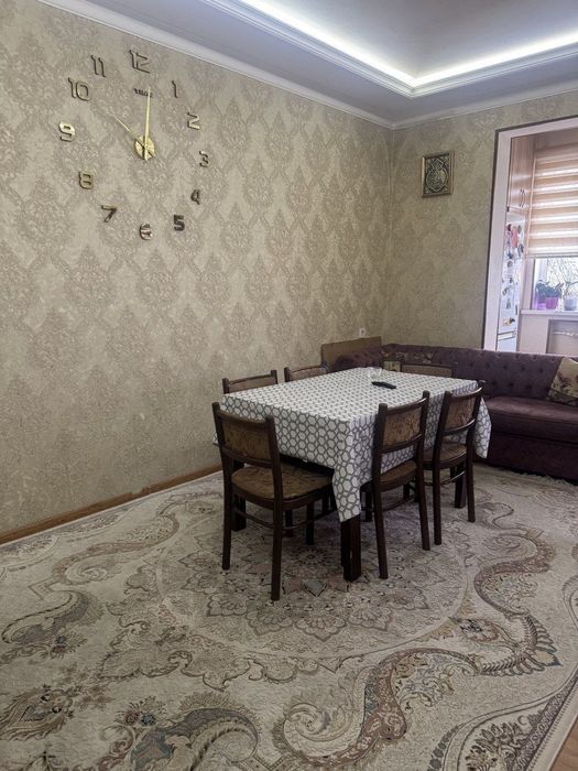 Продаётся 4-х комнатная квартира