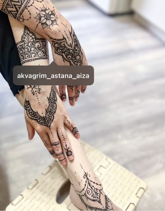 Мехенди росптсь хной Астана