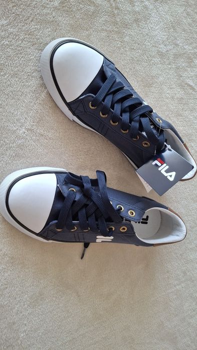 Adidași Fila, Mărime 40