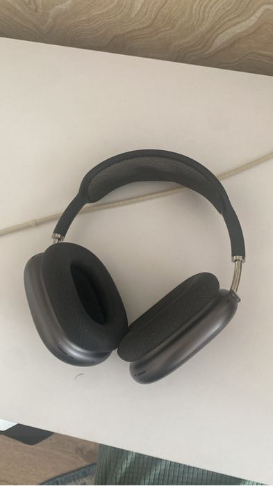 Продам airpods max
