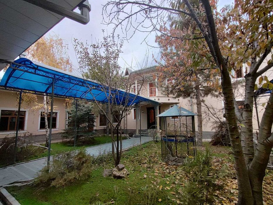 Продаётся большой двухуровневый дом в Сергелийском районе