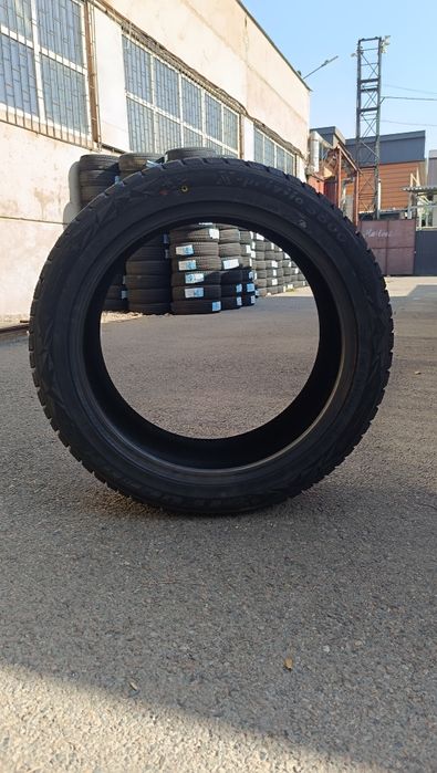 265/45R21  TRACMAX S500