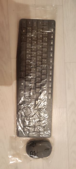 Logitech MK235 Мышь+Клавиатура.