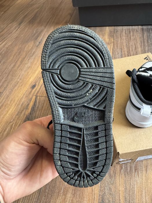 Детски обувки AirJordan 23.5