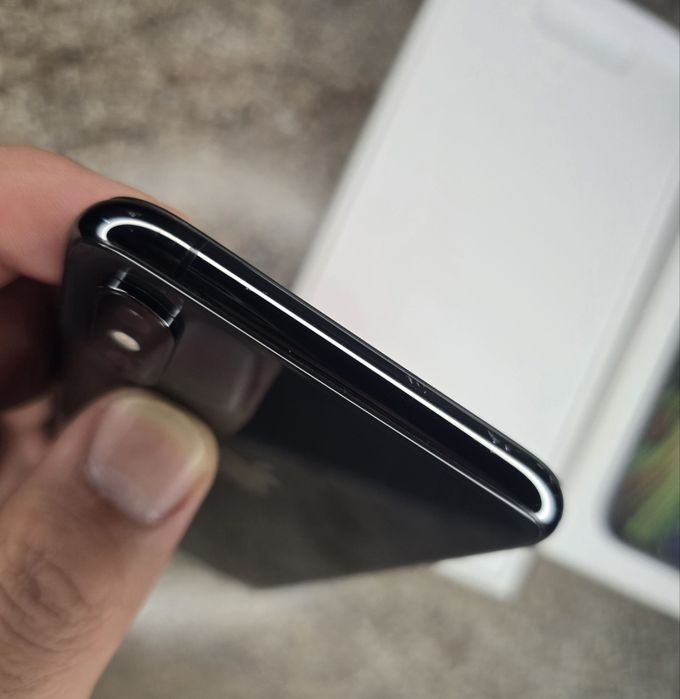 iPhone Xs 64 gbkarovka dok