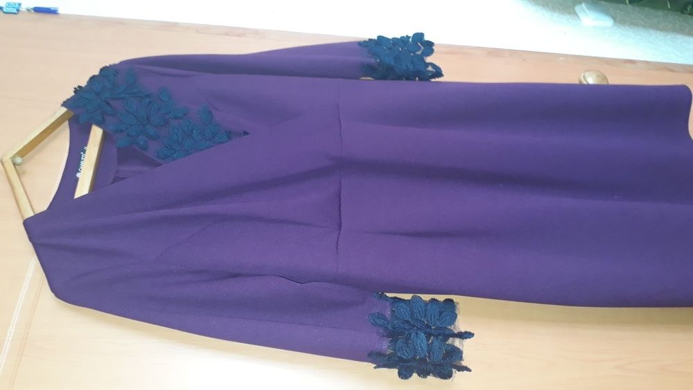 Женское платье футляр