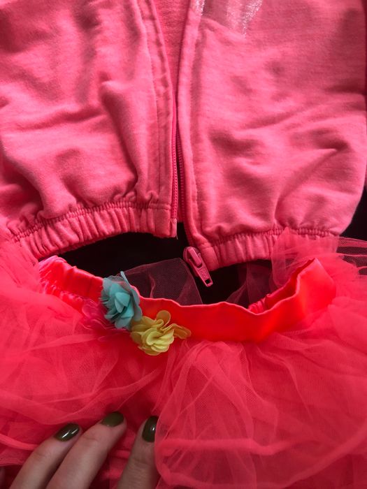 сет за момиче туту пола и суитчър