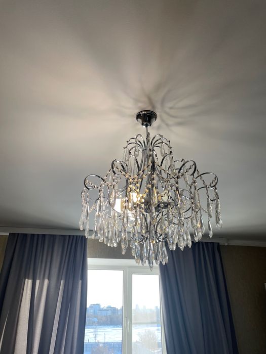 Очень красивая люстра