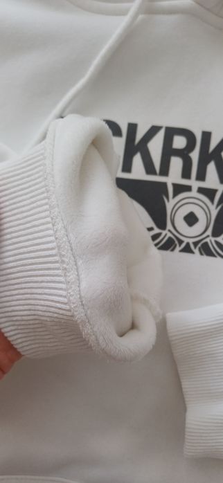 Продам тёплую кофту