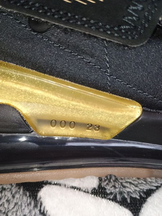 Продавам  Jordan AiR SOLE