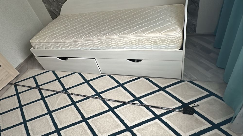 Продам кровать детскую