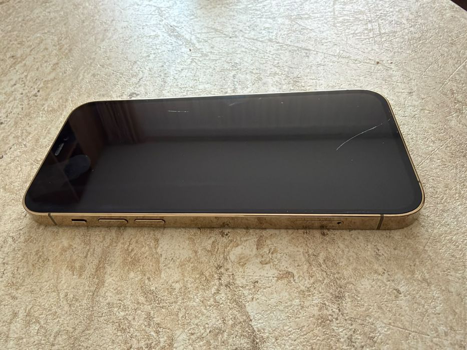 Iphone 12 pro.