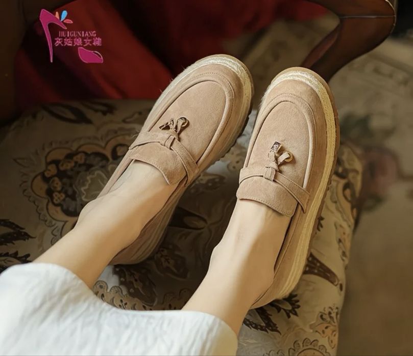 Лоферы женские 35/36