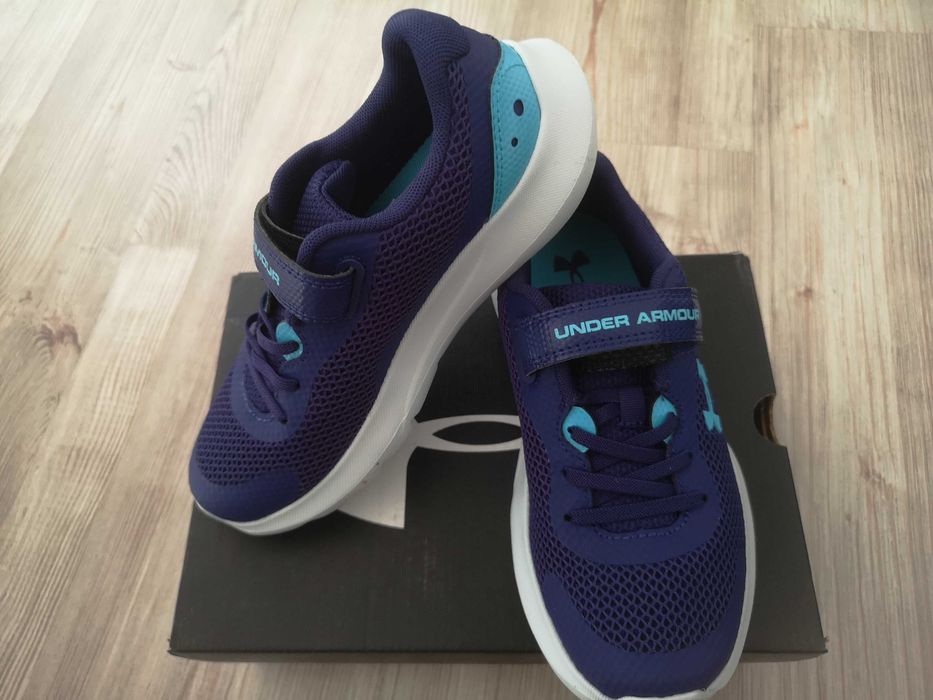 Детски маратонки Under Armour, размер 34