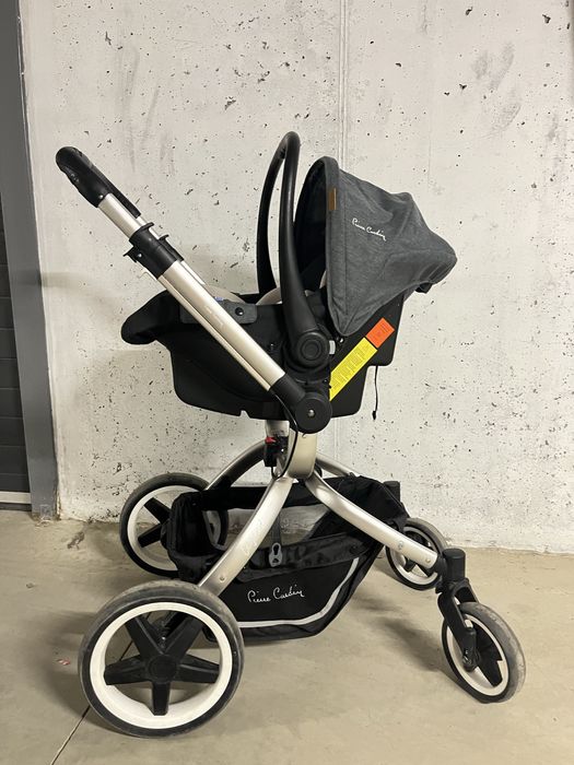 Бебешка количка Pierre Cardin Legend