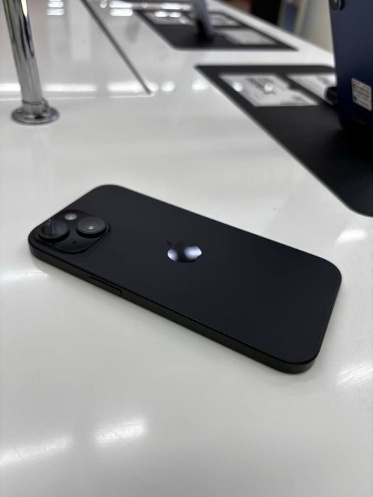 iPhone 15, Black