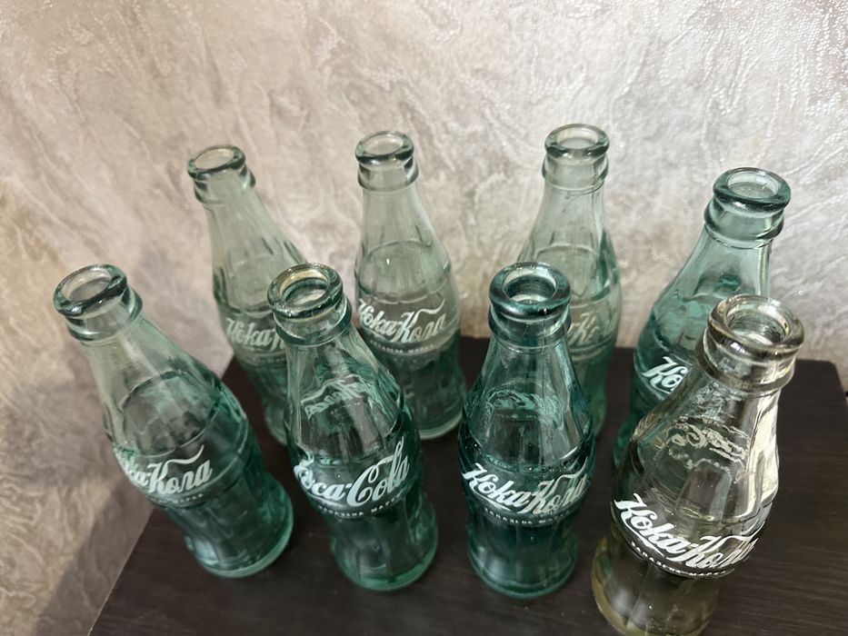 Шишета кока кола