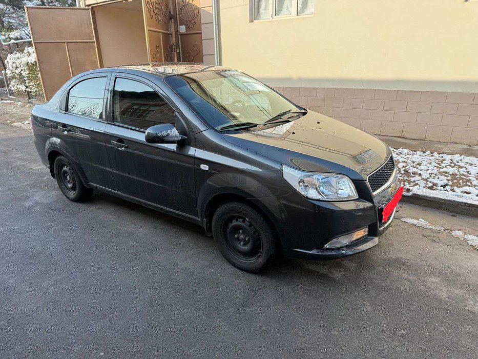 Nexia 3 mexanika sotiladi