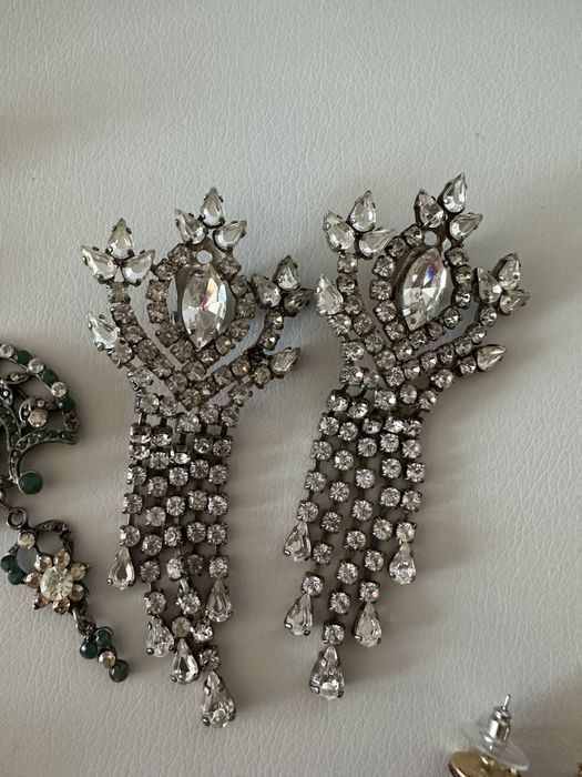 Дълги обеци различни цветове