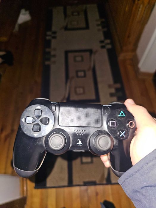 Джойстик для пс 4