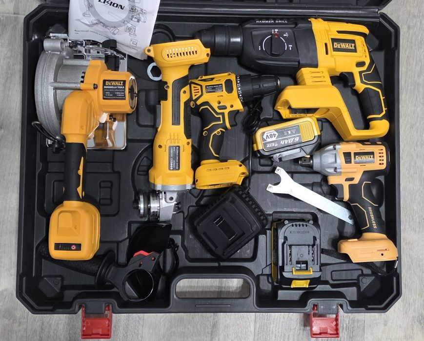 Набор элетроинструментов DeWalt