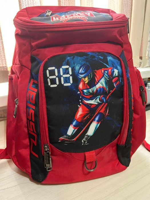 Продам рюкзак хоккейный