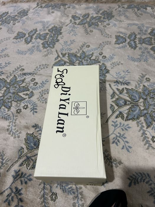 Продам черные лоферы 40