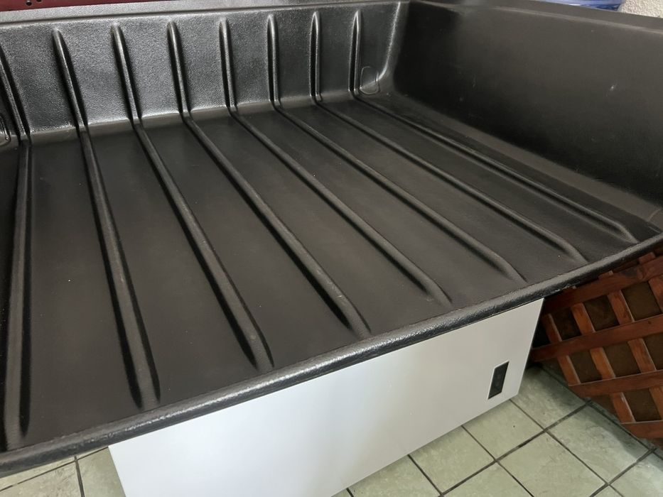 Оригинална вана за багажник MERCEDES BENZ ML W164