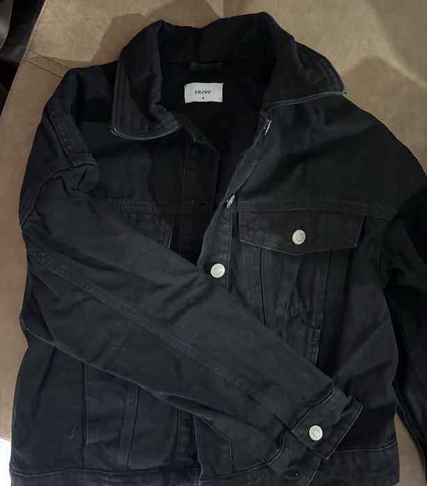 Дамски зимни и пролетни якета