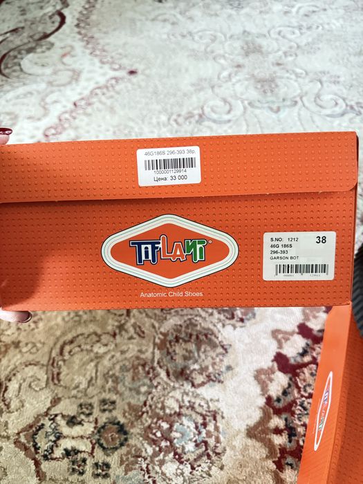Ботиник Тифлани, для девочки подростка 38 размер