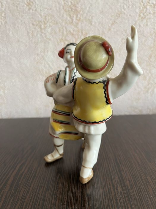 Фарфор статуэтка Гуцулы