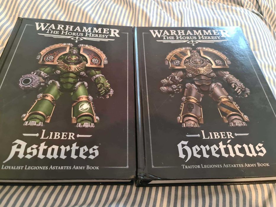 vand carti domeniul warhammer 30k sau din middle earth