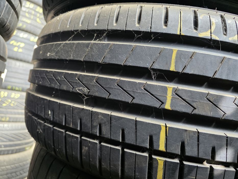 2бр Летни гуми 225 35 20 - Falken