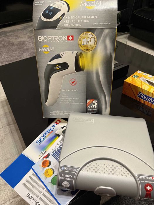 LAMPA BIOPTRON ZEPTER + Set complet de accesorii - Stare Excelenta