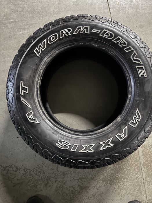 Maxxis AT 265/65/17