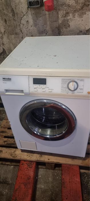 Професионална пералня Miele Professional PW 5065 (Серия Little Giants)