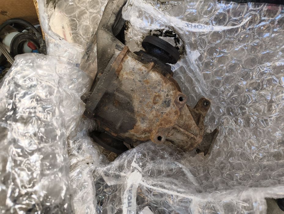 Части bmw e36 коледен базар